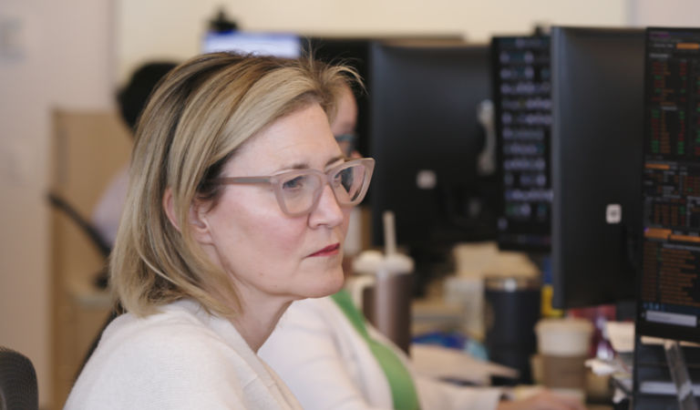 alyssa-irving-viewing-screen