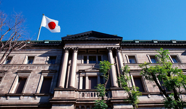 fixed-income-18-122624773