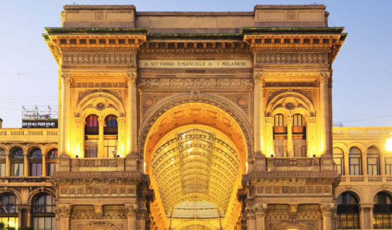 milan-lit-up-154061045-1680x525