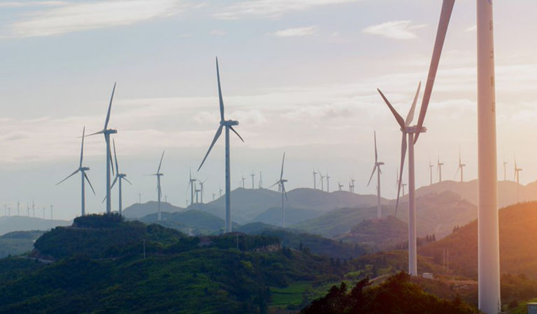 mountains-and-windmills-493758564-1680x525