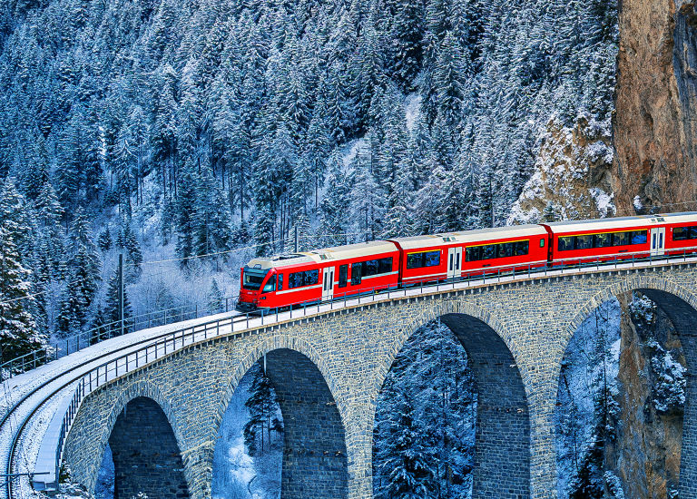 swiss-train2185591597-720x550